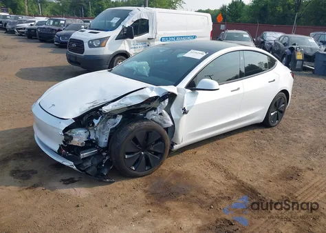 2025 Tesla Model 3 Long Range All-Wheel Drive из США, поврежденный, VIN 5YJ3E1EB5SF894032